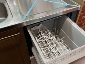 沖縄キッチン取付け隊　トップオープン食洗機の工事　施工後